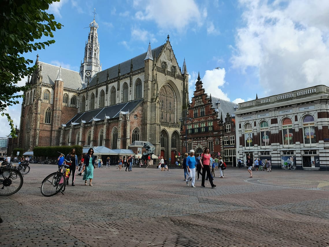 Leiden and Haarlem Private Luxury Car Tour from Amsterdam 9