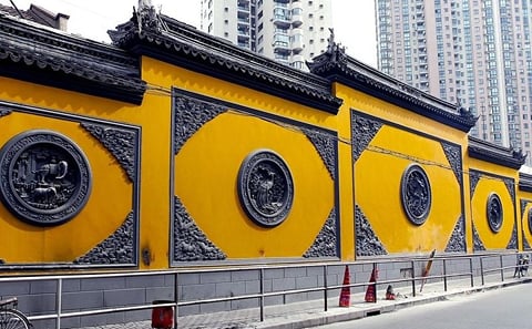 Shanghai Private Walking Tour: Bund & Old Town