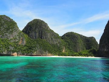 Phi Phi Islands Full-Day Speedboat Trip from Krabi