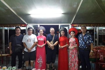 Hue By Night A Romantic Dragon Boat Cruise