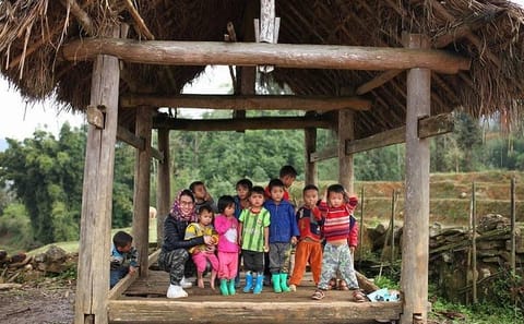 2-Day Sapa Trekking Tour from Hanoi with Overnight Stay