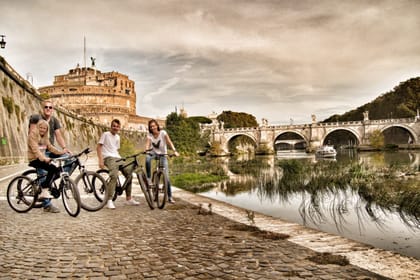 Rome from the Tiber: cycling tour through history and beauty