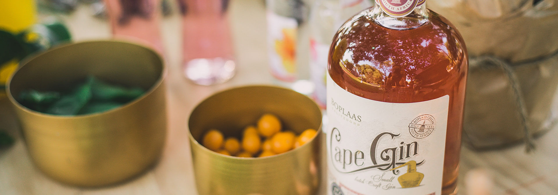 Discover the art of craft gin in Cape Town with this immersive full-day experience.