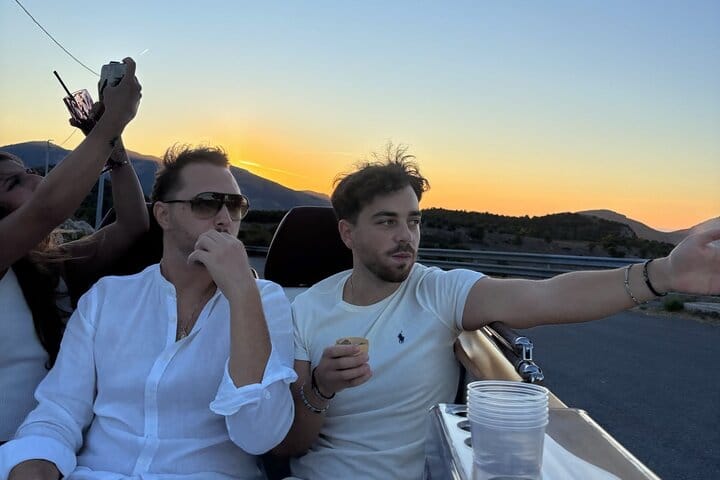 Palermo: Tour of Historical Center, Catacombs & Monreale in CruiserCar