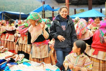 Two-Day Bac Ha Market Tour with Overnight Hotel Stay