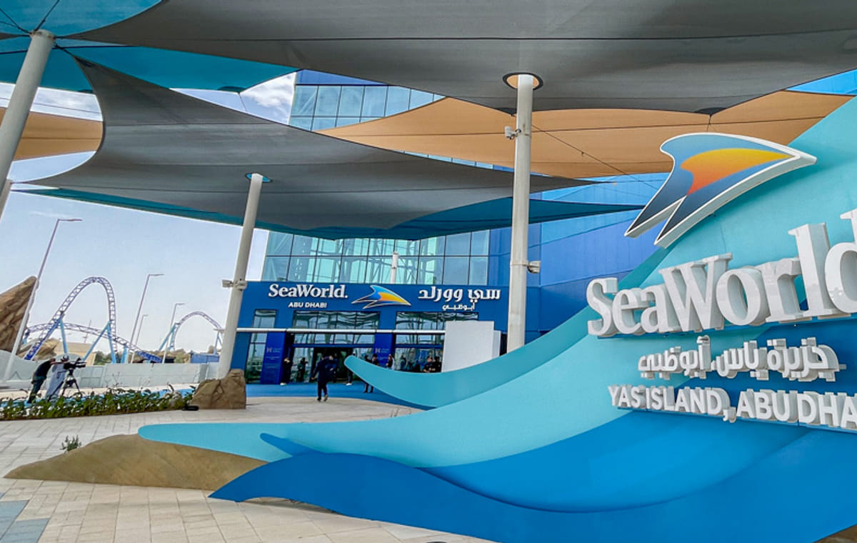 Abu Dhabi City Tour with Grand Mosque & SeaWorld Entrance tickets