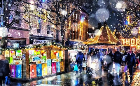 Private Festive Walking Tour of York's Christmas Market