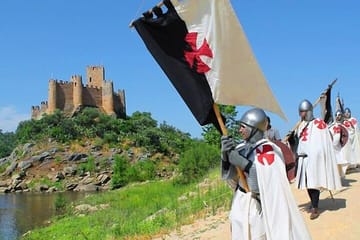 Templar Route Tour: Explore Lisbon and Praia do Ribatejo