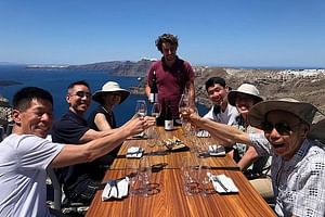 The Art of Wine - A Real taste of Santorini