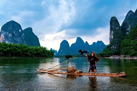 Private Tour of Guilin and Yangshuo: Explore Stunning Landscapes and Tranquility