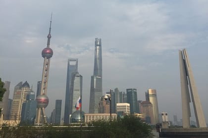 Private Shanghai day tour to Yu Garden, Jade budda Temple ect.