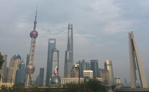 Private Day Tour of Yu Garden and Jade Buddha Temple in Shanghai