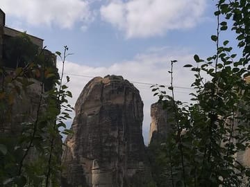 Day Tour from Athens to Meteora and Thermopylae with Dinner