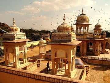 Rajasthan Forts and Palaces Tour from Jaipur to Bundi and Chittaurgarh