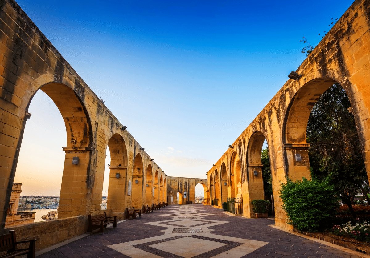 Afternoon Valletta Harbour Cruise and Free Time In Sliema (Including Guide and Transport)