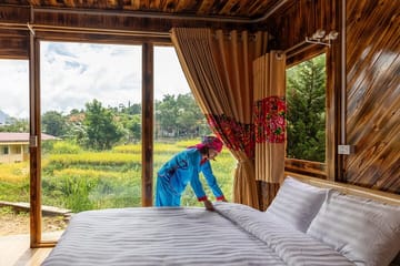 3-Days in Sapa with Overnight at 4 Star Hotel & Bungalow