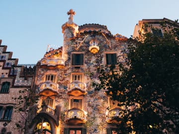 9-Day Cultural Rail Tour from Barcelona to Lisbon