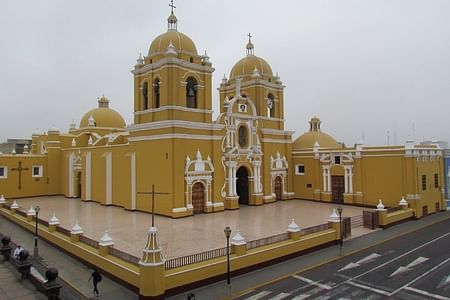 Trujillo City Tour: Explore Colonial Architecture & Archaeological Treasures