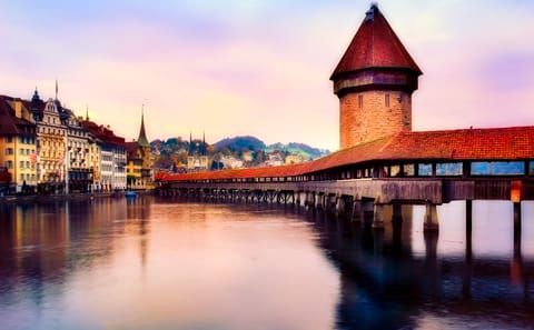 Private 8-Day Van Tour of Switzerland's Scenic Highlights