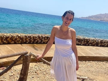 Private Day Trip to El Ain Sohkna with Hotel Access and Lunch