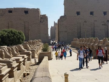 Felucca Sailing Tour with Visits to Karnak and Luxor Temples