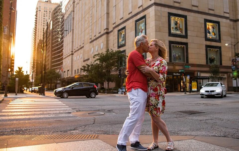 Chicago Walking Tour with Professional Photo Shoot
