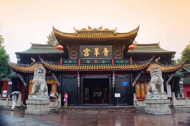 Private Guided Tour of Chengdu with Lunch + Sichuan Opera 3