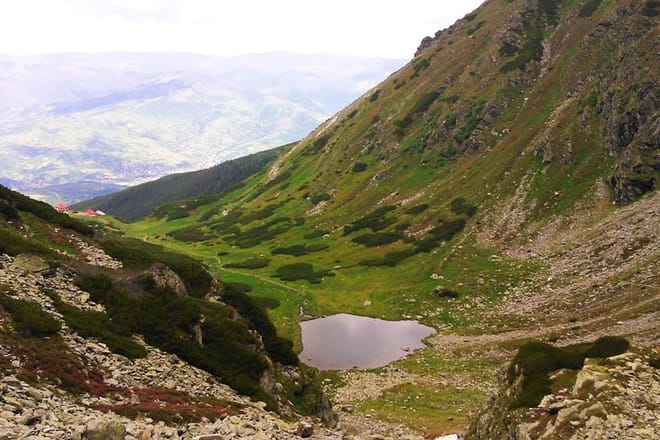 Iezer Lake