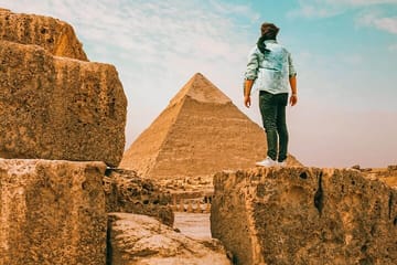Giza Pyramids VIP Tour by Golf Cart with Expert Guide