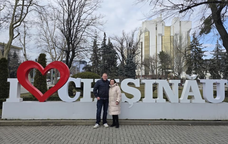 Walking Tour of Chișinău's Landmarks with Local Guide