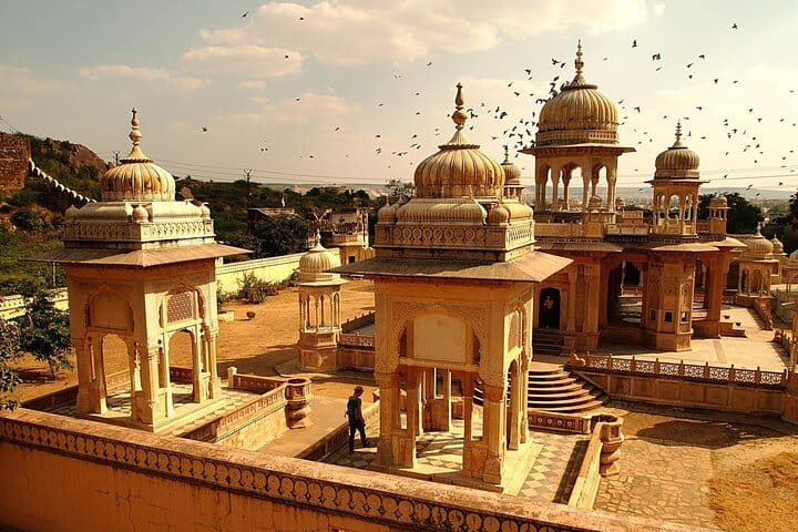 Amer and Jaigarh Forts Half-Day Tour