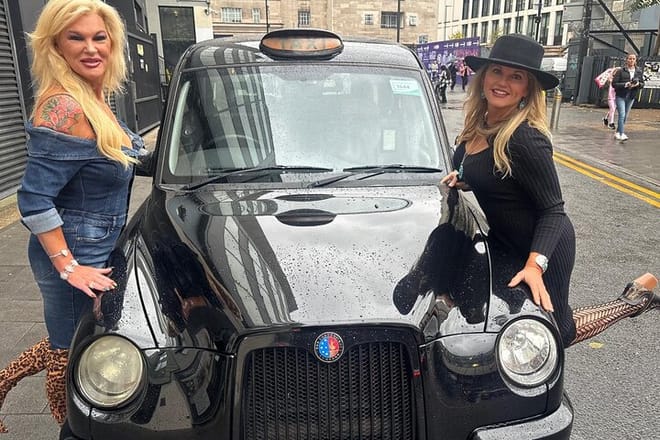 London Instagram Photo Private Black Cab Tour with Hotel Pick Up