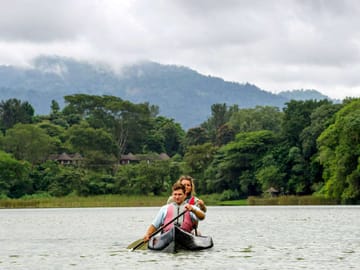 From Arusha: Lake Duluti Day Trip – Canoing & Hiking