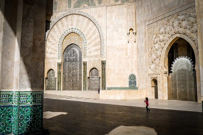 Travel in comfort from Tangier to Fez, explore Chefchaouen on the way