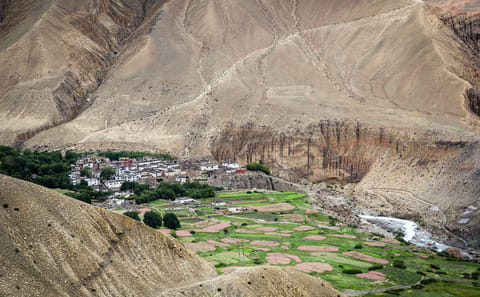 17-Day Upper Mustang Homestay Trek in Nepal