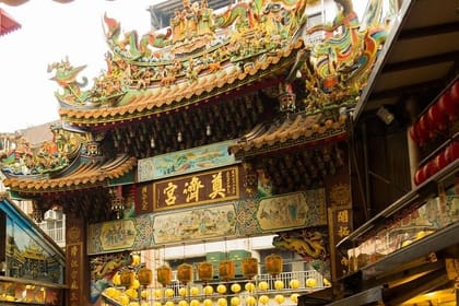 KL Evening Tour with Symphony Fountain Show & KL Tower Ticket (Shared with Hotel Pickup)