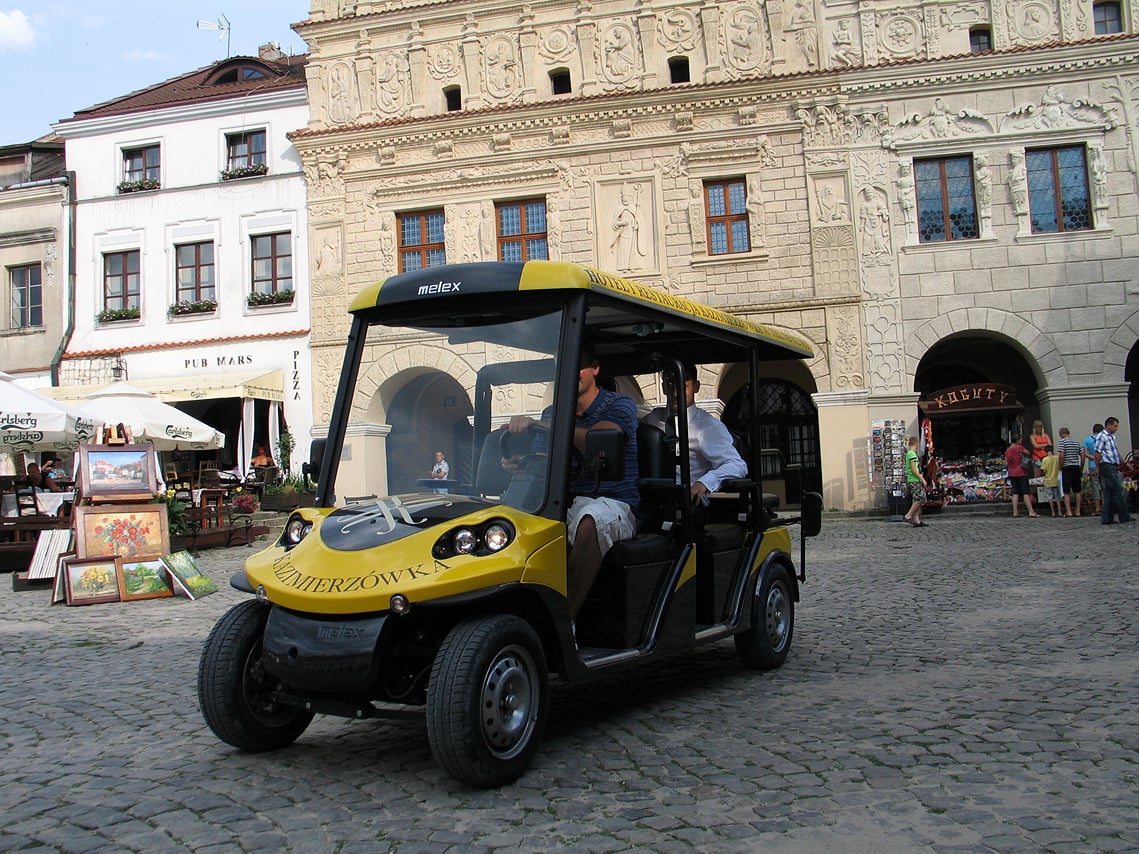 Krakow: City Sightseeing by Electric Car Private 8