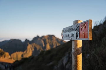 Hiking Tour to Pico Ruivo and Achada do Teixeira in Funchal