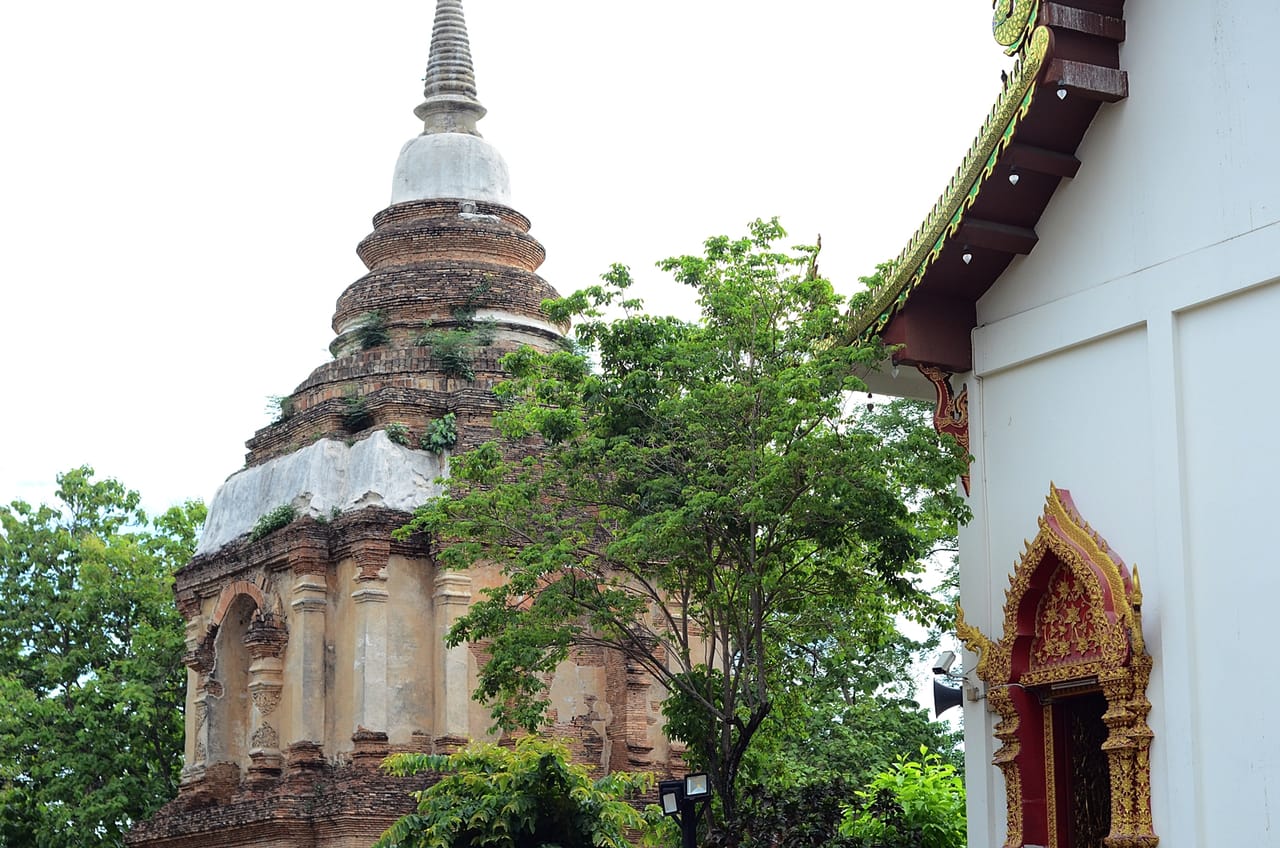 Morning sunrise Doi Suthep+Thai way Monks Alms Offering  7