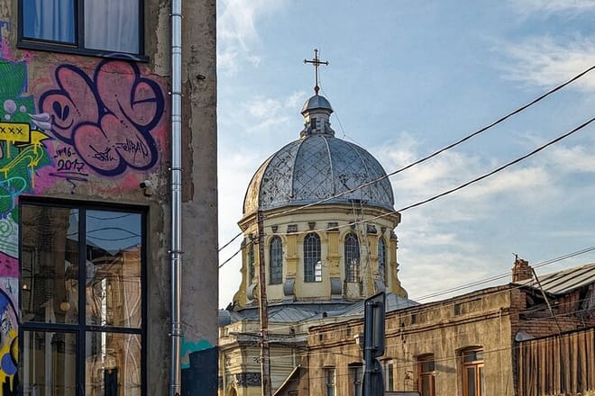 Alternative walking tour New Tiflis and backstreets 10
