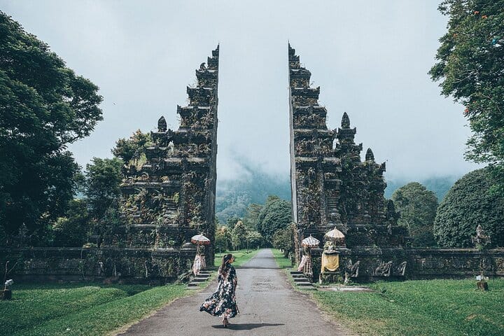Handara Gate