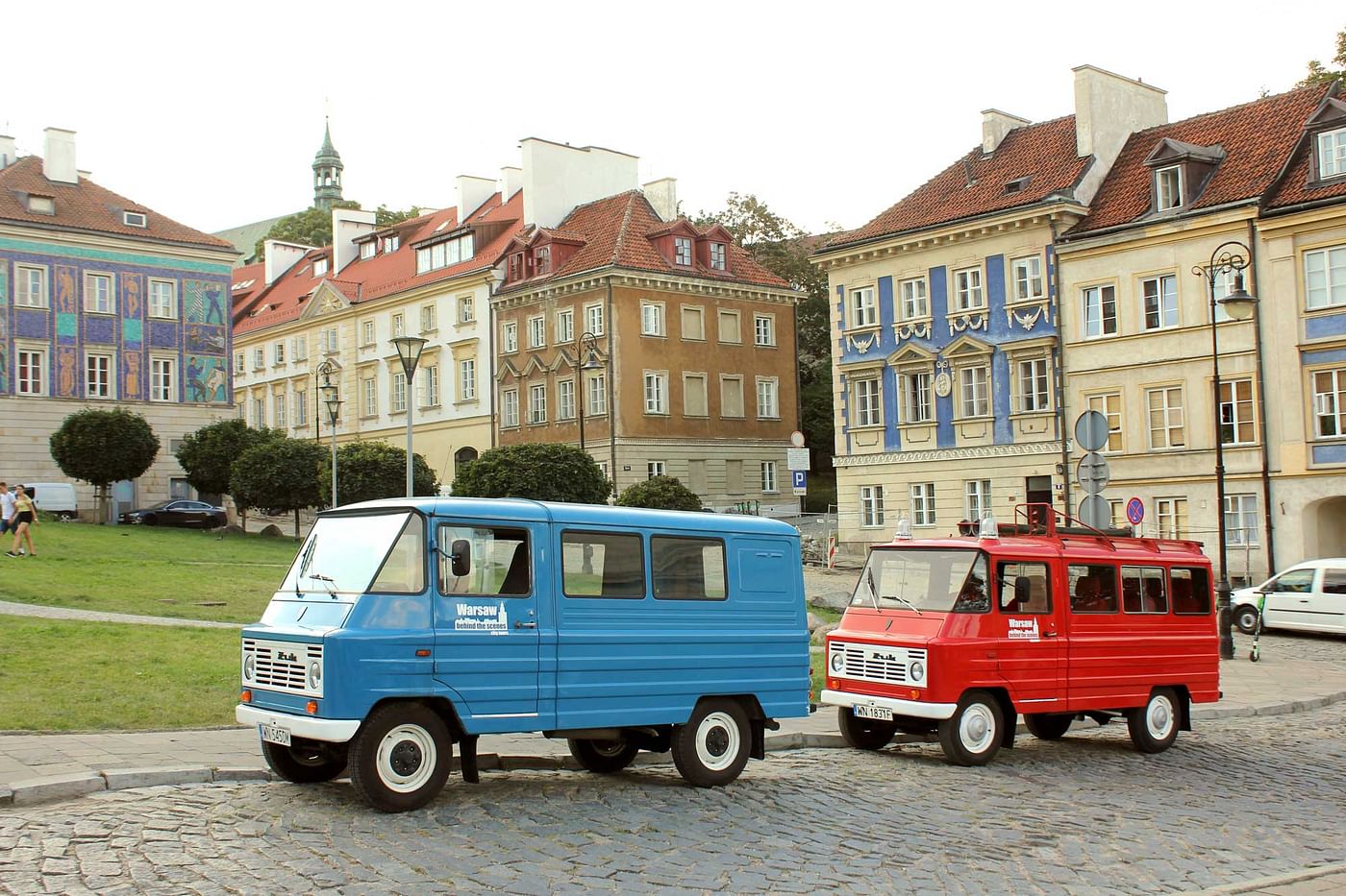 Private Retro Minibus Tour of Warsaw's Old Town with Hotel Pickup