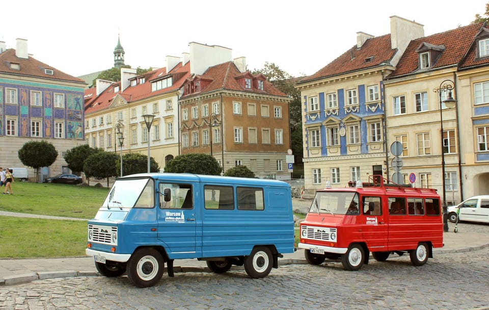 Private Retro Minibus Tour of Historic Warsaw Sites