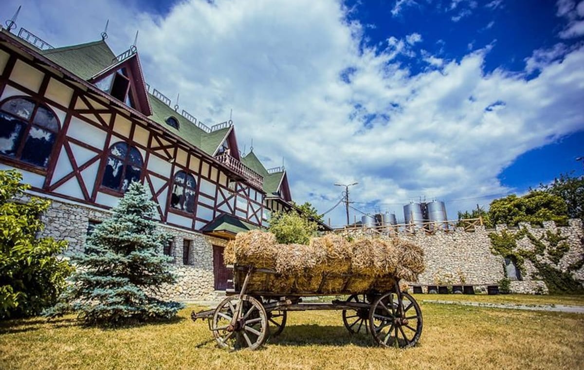 Château Purcari & The Church of the Assumption of the Virgin