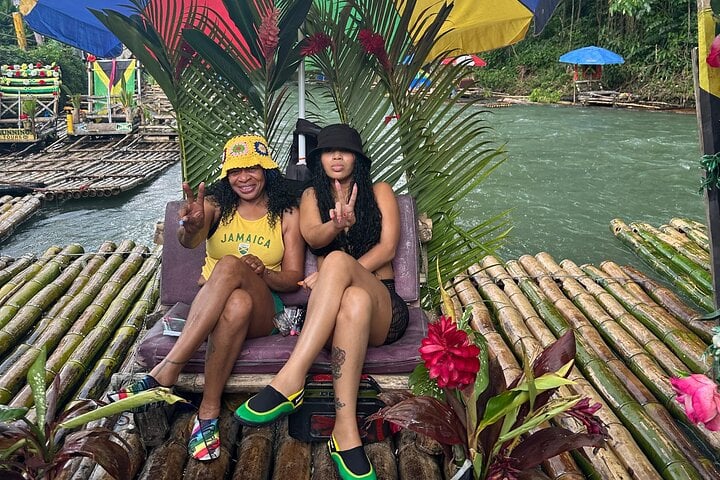 Private Bamboo Rafting with Foot Massage and Souvenirs Shopping 5