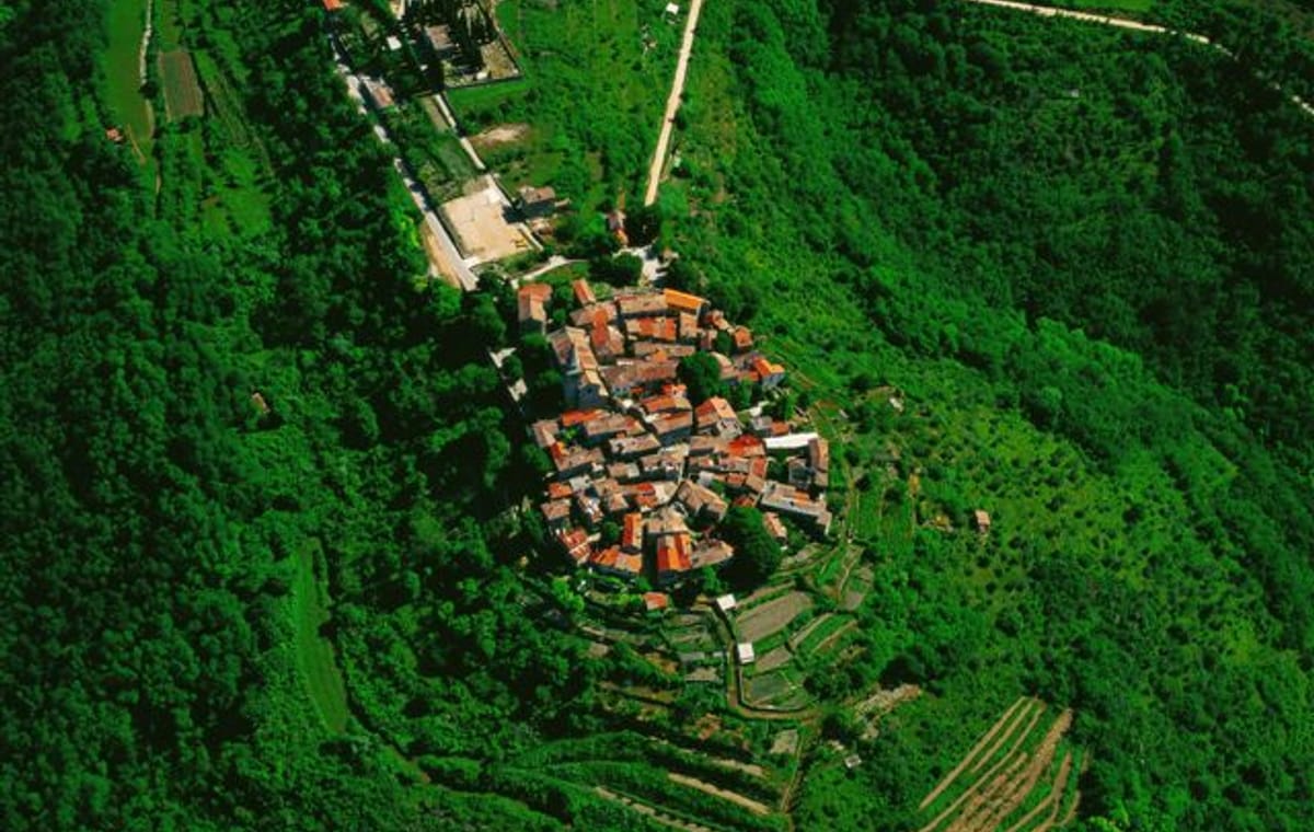 Private Symbols of Istria Tour – from Poreč and Rovinj