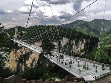 One-day Private Tour to Zhangjiajie Grand Canyon and Baofeng Lake