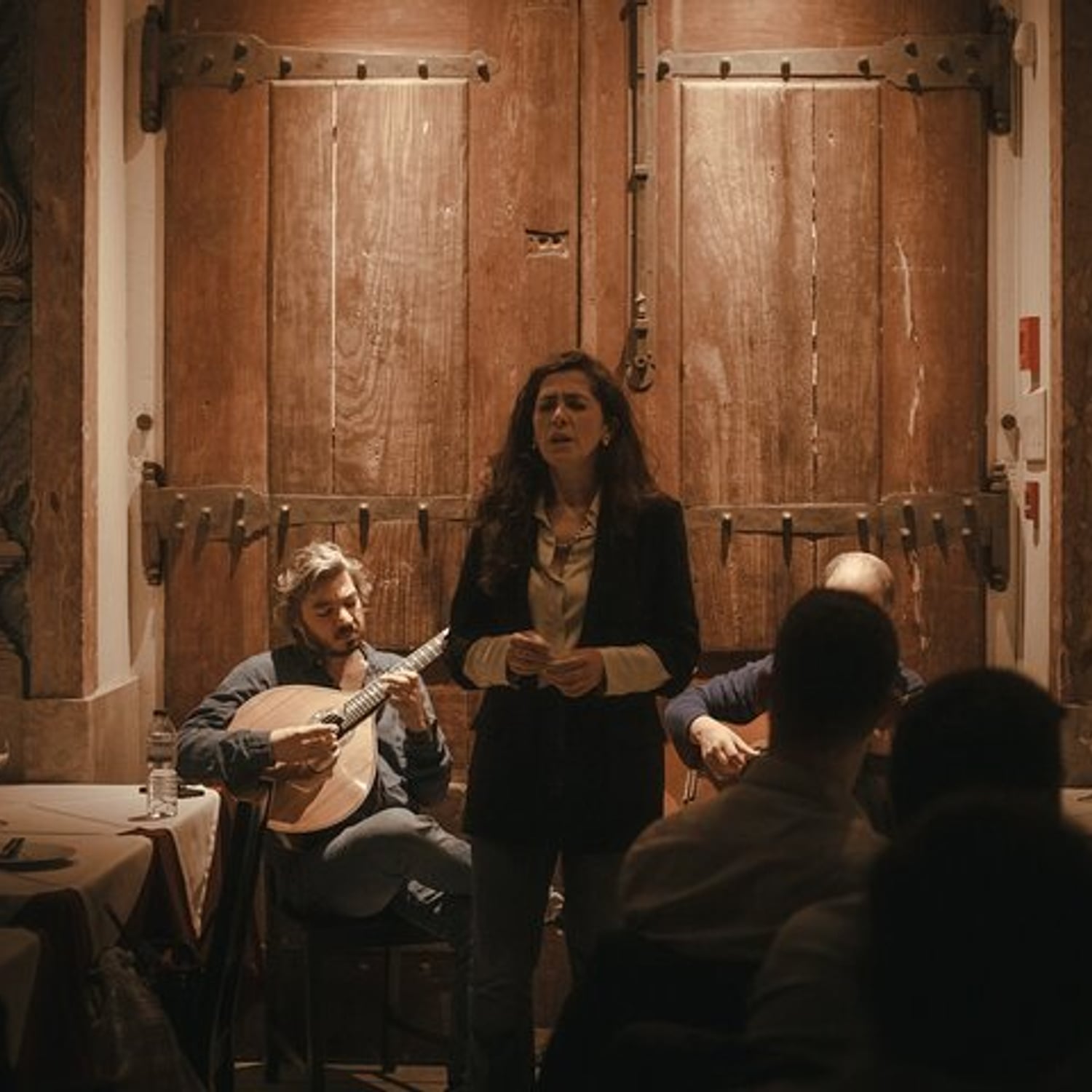 Mesa de Frades: jantar e fado
