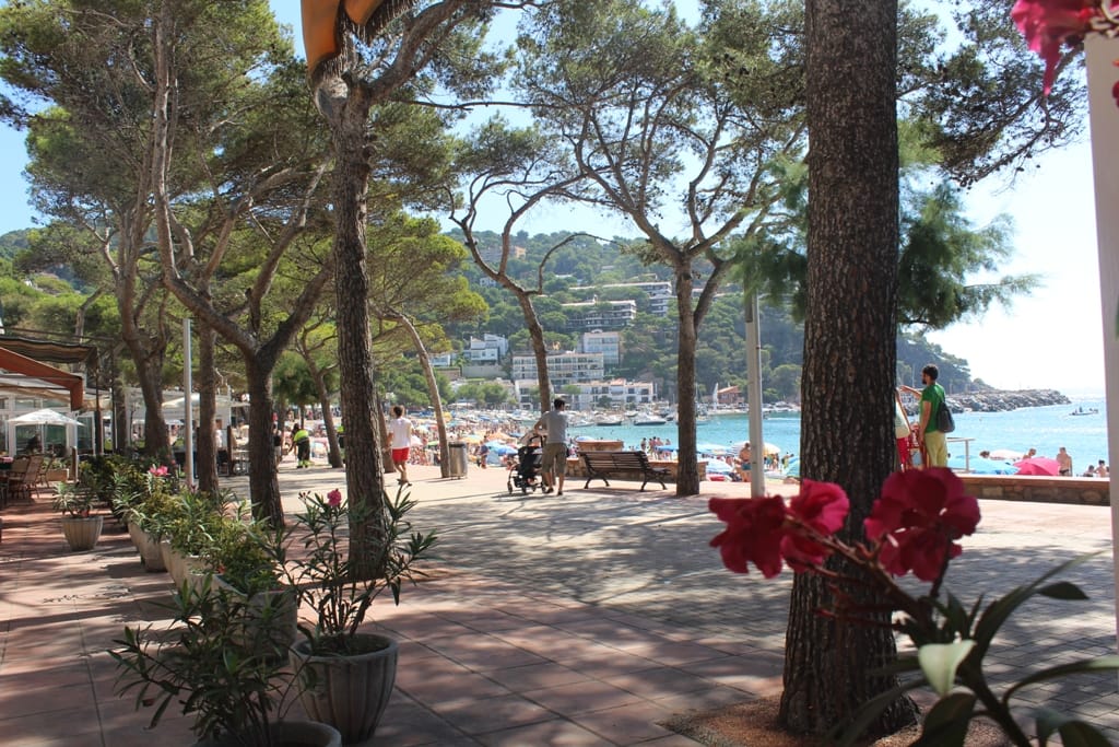 Costa Brava Full Day Tour 9