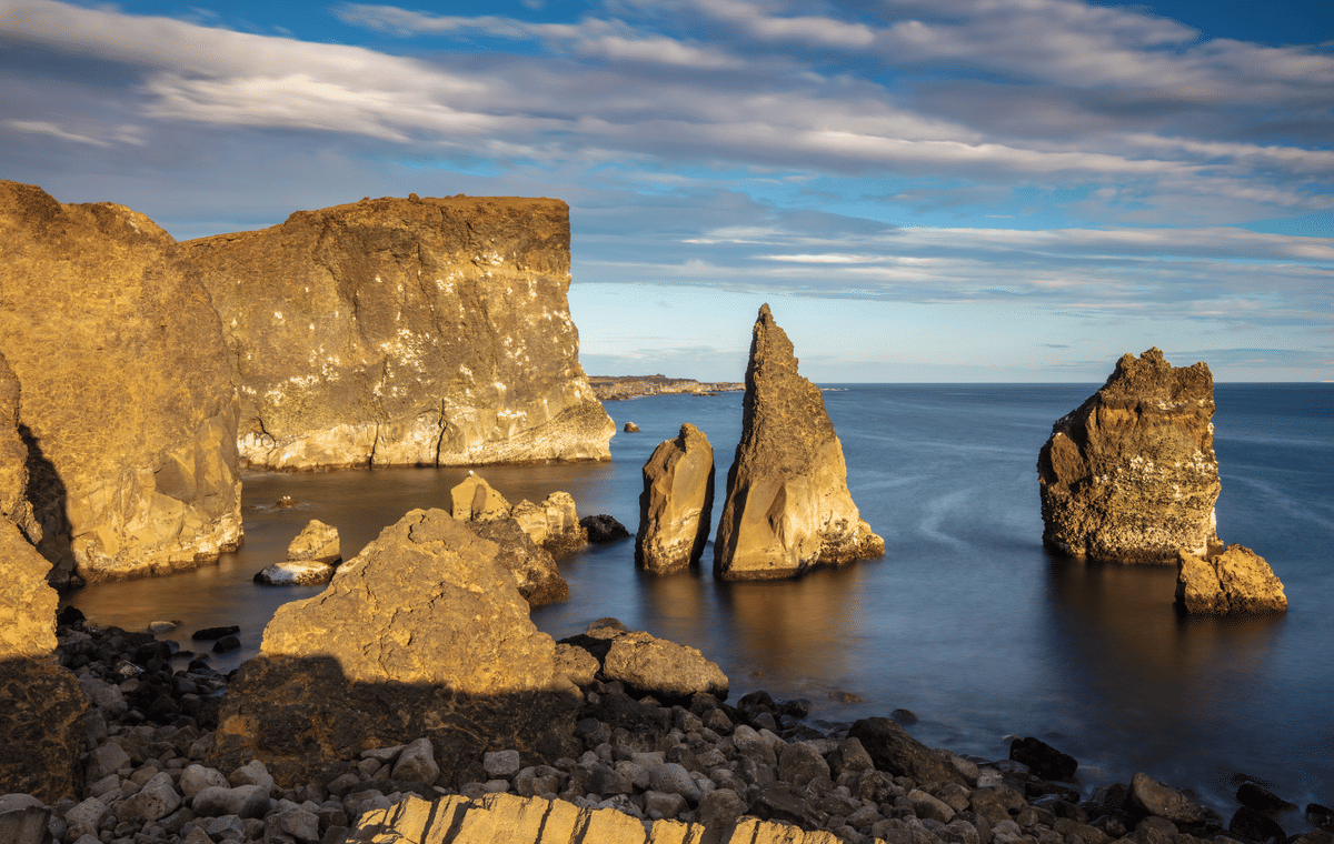 Explore the Reykjanes Peninsula UNESCO Global Geopark: Private Tour with Airport or Hotel Transfers